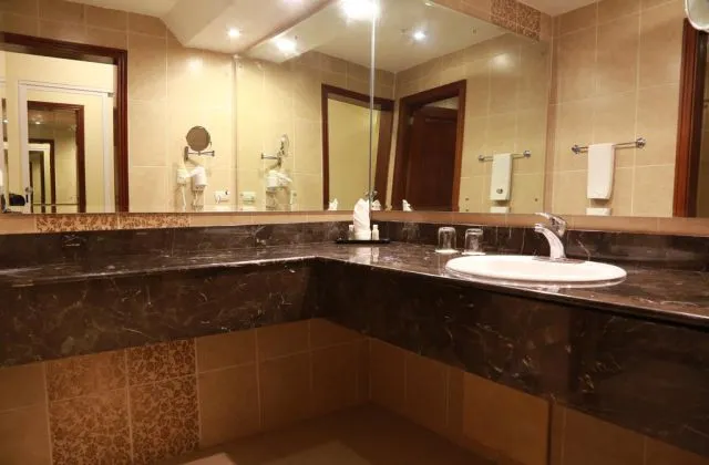 Hotel Ramada Princess Santo Domingo Chambre salle de bain